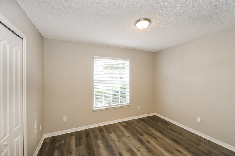 2,030/Mo, 1098 Maple Ln Orange Park, FL 32065 Bedroom View 2