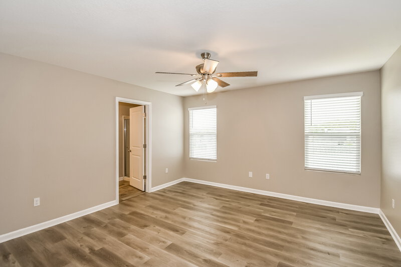 2,300/Mo, 2938 Hanging Valley Ln Orange Park, FL 32065 Main Bedroom View 4