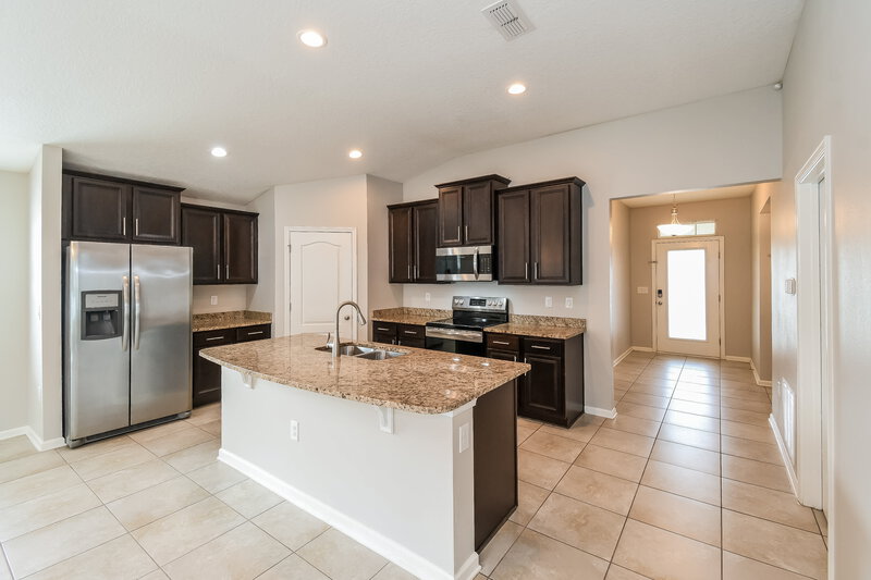 1,890/Mo, 4161 Fishing Creek Ln Middleburg, FL 32068 Kitchen View 3