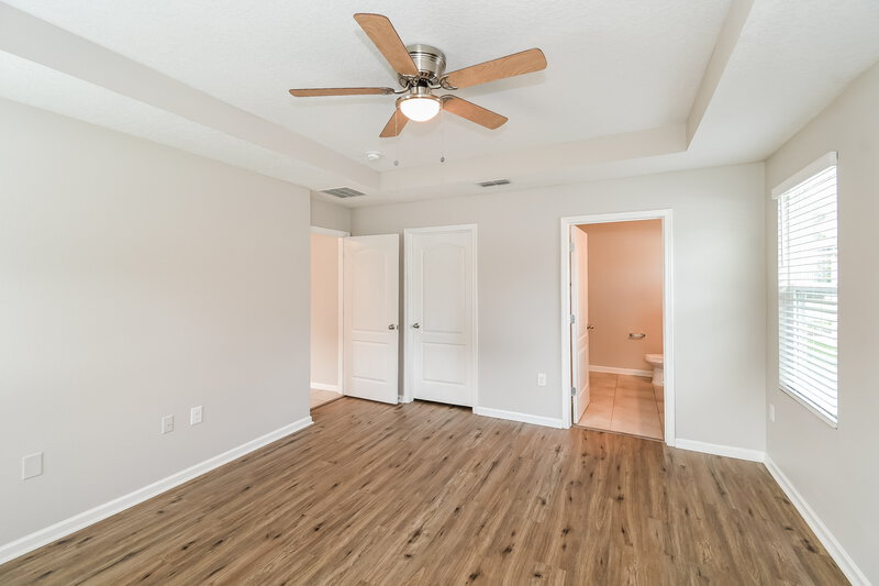 1,890/Mo, 4161 Fishing Creek Ln Middleburg, FL 32068 Main Bedroom View 2