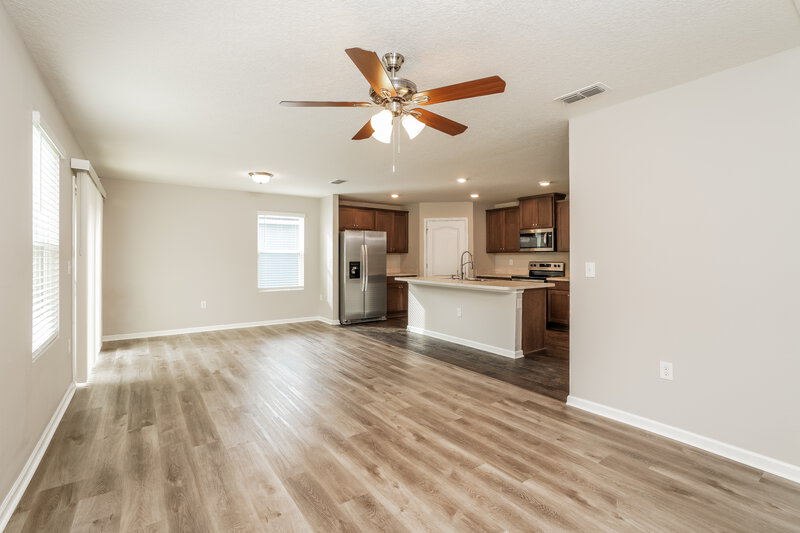 1,975/Mo, 2990 Fisher Oak Pl Green Cove Springs, FL 32043 Living Room View