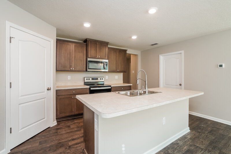 1,975/Mo, 2990 Fisher Oak Pl Green Cove Springs, FL 32043 Kitchen View