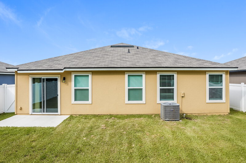 1,975/Mo, 2990 Fisher Oak Pl Green Cove Springs, FL 32043 Rear View