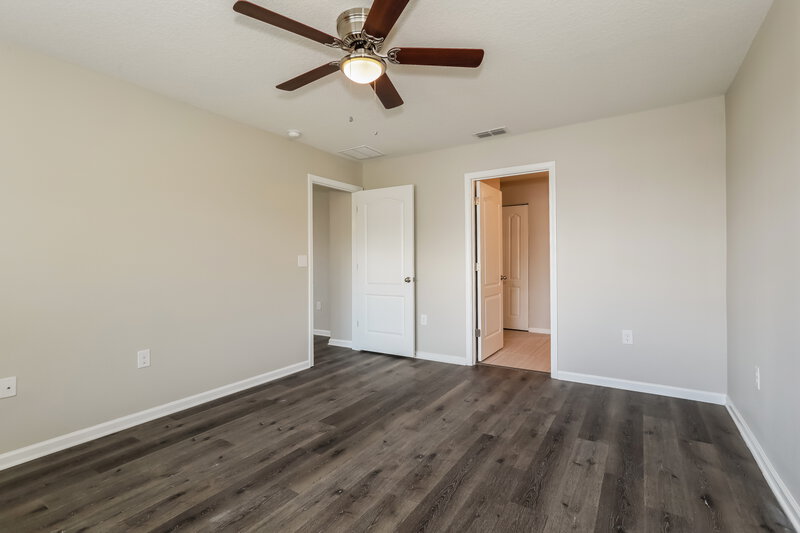 2,285/Mo, 3514 Song Bird Lakes Dr Green Cove Springs, FL 32043 Main Bedroom View 2