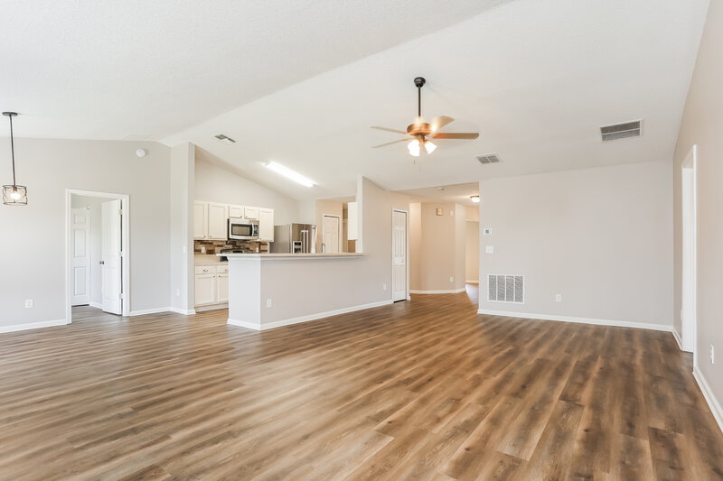 2,285/Mo, 2861 Taylor Hill Dr Jacksonville, FL 32221 Living Room View 2