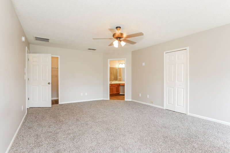 2,285/Mo, 2861 Taylor Hill Dr Jacksonville, FL 32221 Main Bedroom View 2