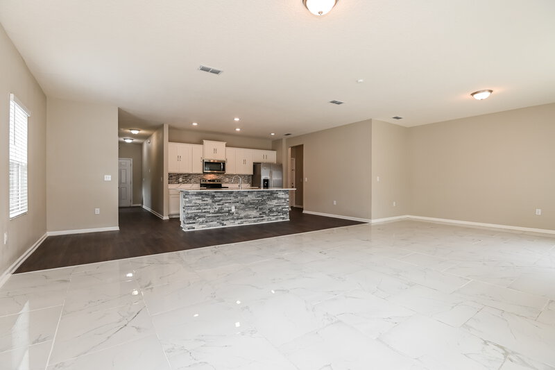 2,525/Mo, 8414 Meadow Walk Ln Jacksonville, FL 32256 Living Room View 3
