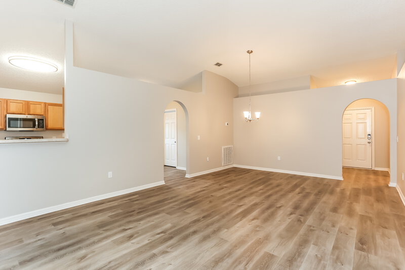 1,690/Mo, 8765 Merseyside Ave Jacksonville, FL 32219 Living Room View