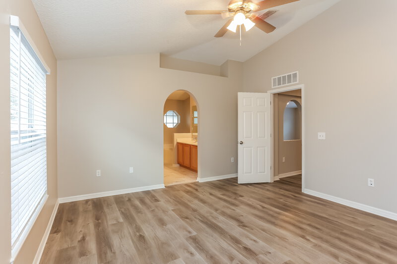 1,690/Mo, 8765 Merseyside Ave Jacksonville, FL 32219 Main Bedroom View