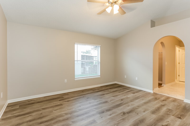 1,690/Mo, 8765 Merseyside Ave Jacksonville, FL 32219 Main Bedroom View 2