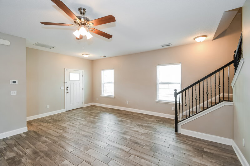 1,845/Mo, 522 Meldrum Ln Orange Park, FL 32065 Living Room View