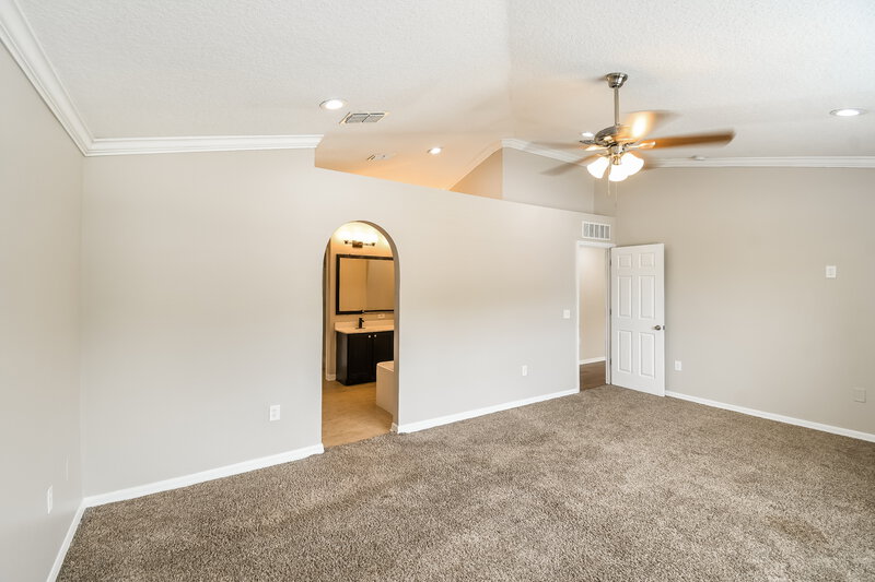 2,590/Mo, 11994 Iron Creek Rd Jacksonville, FL 32218 Main Bedroom View 2