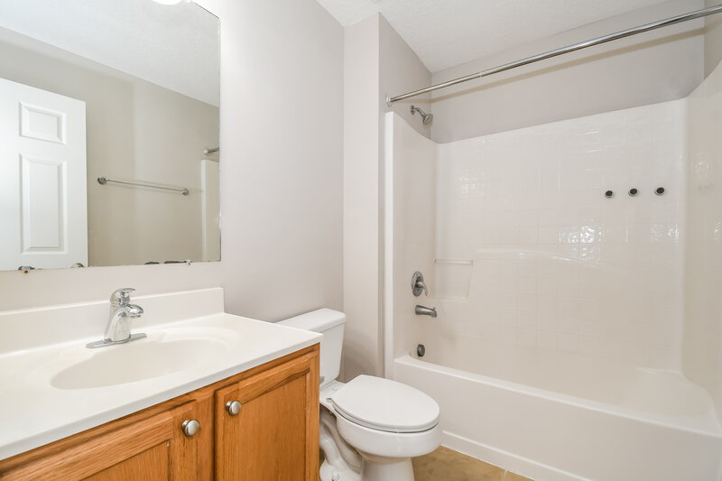 2,590/Mo, 11994 Iron Creek Rd Jacksonville, FL 32218 Bathroom View