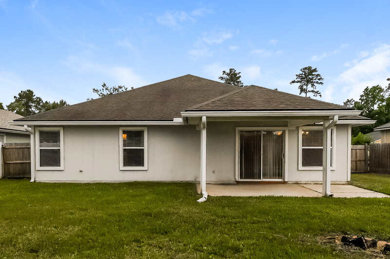 2,145/Mo, 45098 Amhurst Oaks Dr Callahan, FL 32011 Rear View 2