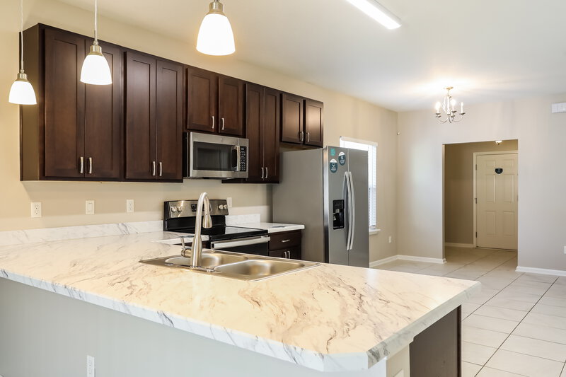 3,430/Mo, 1976 Constitutional Republic Pl Jacksonville, FL 32221 Kitchen View 2