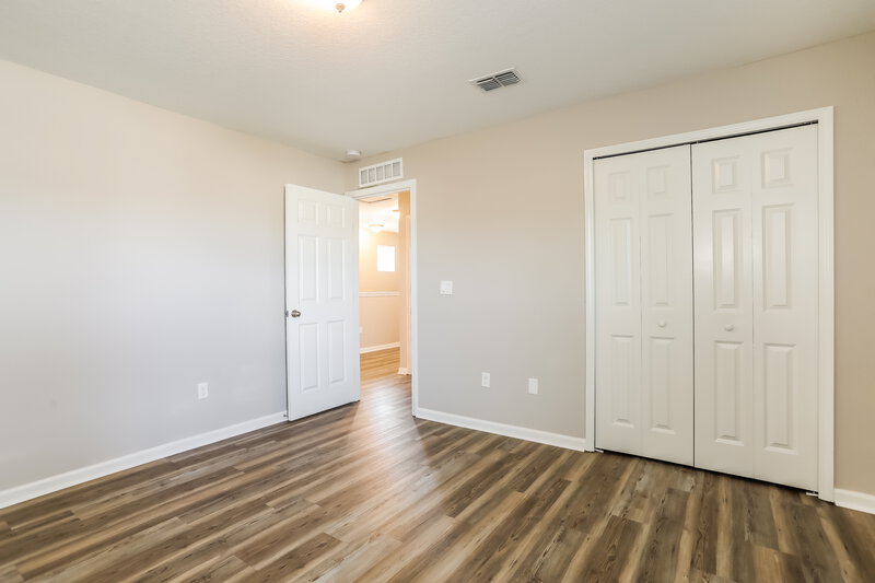 3,430/Mo, 1976 Constitutional Republic Pl Jacksonville, FL 32221 Bedroom View 2