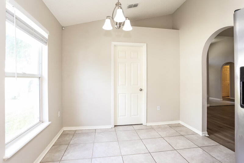 2,155/Mo, 11157 Wyndham Hollow Ln Jacksonville, FL 32246 Breakfast Nook View