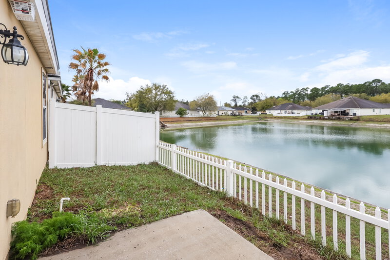 1,730/Mo, 3830 Julia Marie Drive Jacksonville, FL 32210 Rear View