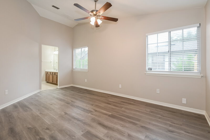 2,455/Mo, 3747 N Mandarin Woods Dr Jacksonville, FL 32223 Main Bedroom View