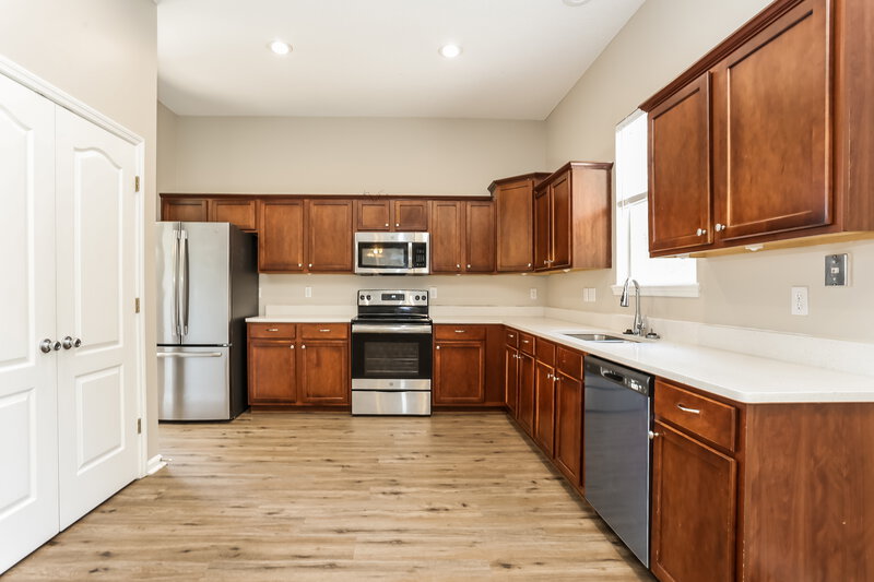 2,060/Mo, 2965 Captiva Bluff Ct Jacksonville, FL 32226 Kitchen View