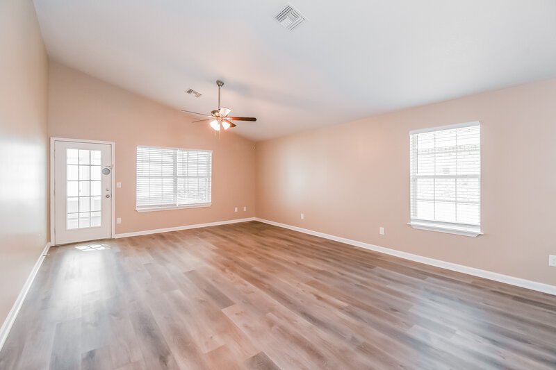 1,875/Mo, 6248 Ironside Dr N Jacksonville, FL 32244 Misc View 3