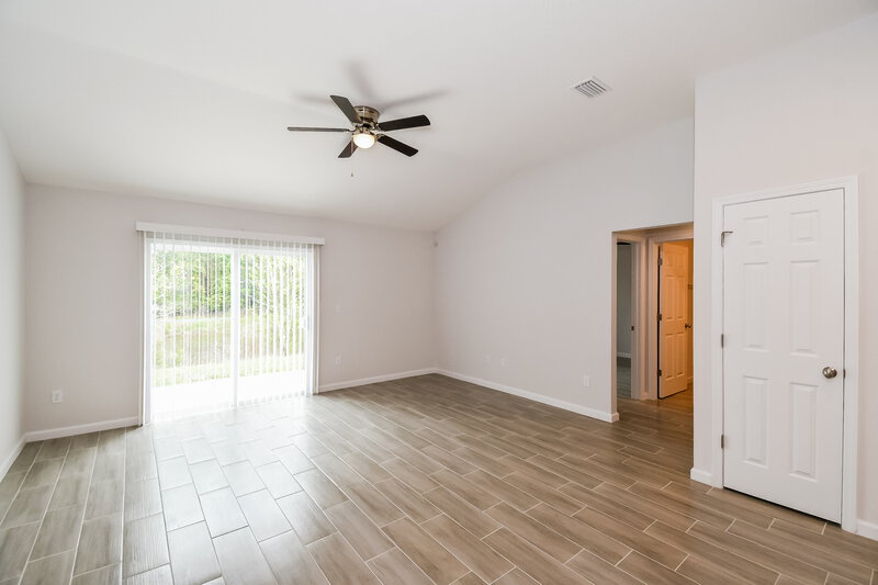 2,000/Mo, 6081 Patriots Landing Ln Jacksonville, FL 32244 Living Room View