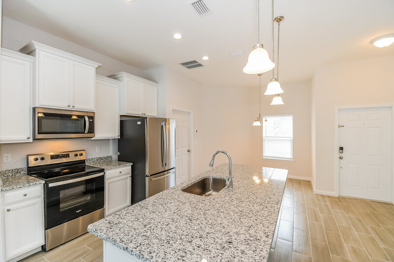 2,000/Mo, 6081 Patriots Landing Ln Jacksonville, FL 32244 Kitchen View 3