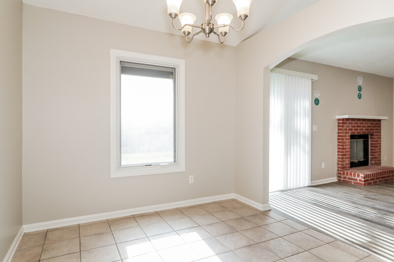 1,605/Mo, 3039 Waters View Cir Orange Park, FL 32073 Dining Room View
