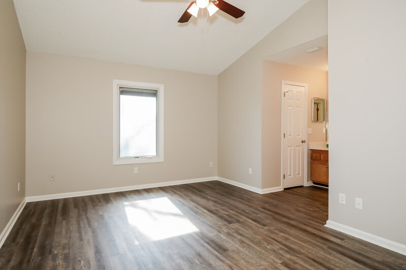 1,605/Mo, 3039 Waters View Cir Orange Park, FL 32073 Main Bedroom View