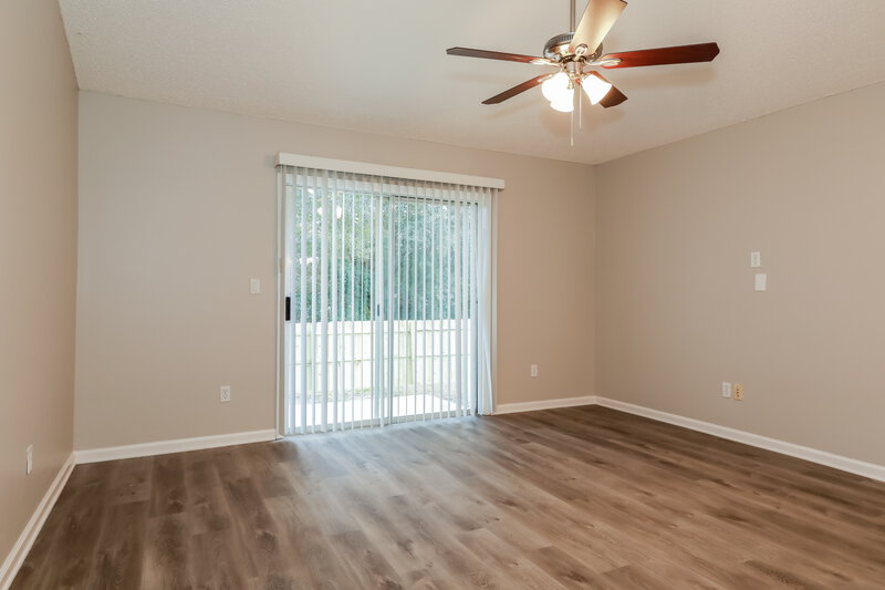 3,560/Mo, 2621 Fernleaf Dr Green Cove Springs, FL 32043 Family Room View