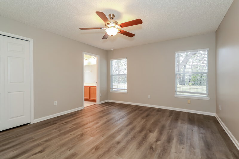 3,560/Mo, 2621 Fernleaf Dr Green Cove Springs, FL 32043 Main Bedroom View