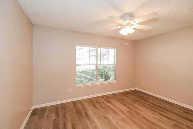 0/Mo, 2621 Fernleaf Dr Green Cove Springs, FL 32043 Bedroom View