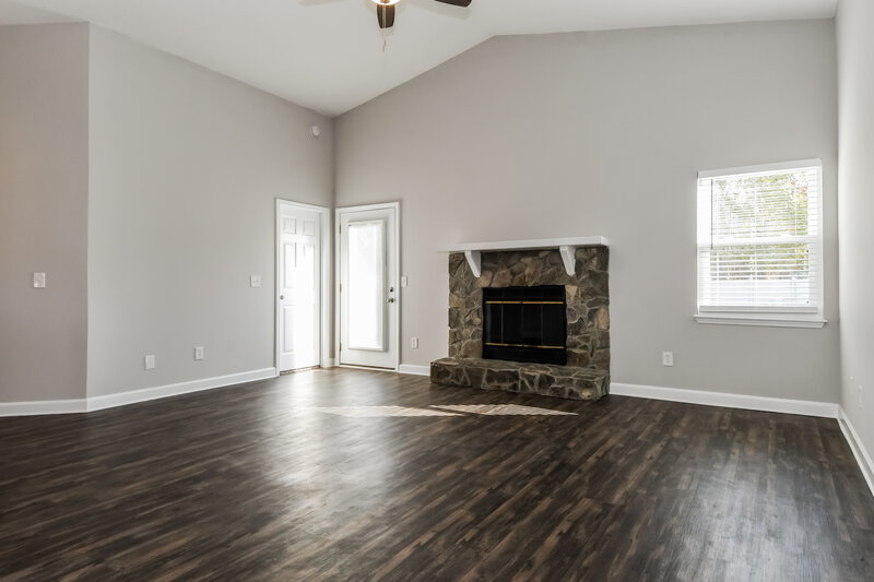 2,020/Mo, 10843 Rutherford Ct Jacksonville, FL 32257 Living Room View 2