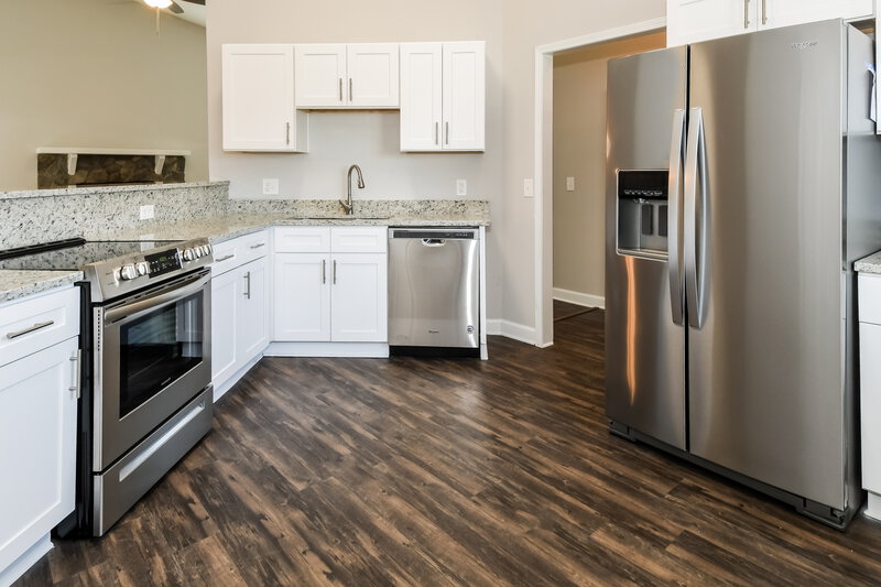 2,020/Mo, 10843 Rutherford Ct Jacksonville, FL 32257 Kitchen View 2