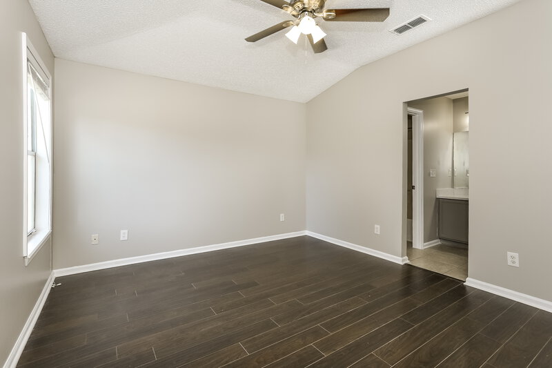 1,690/Mo, 3404 Volley Dr Jacksonville, FL 32277 Main Bedroom View