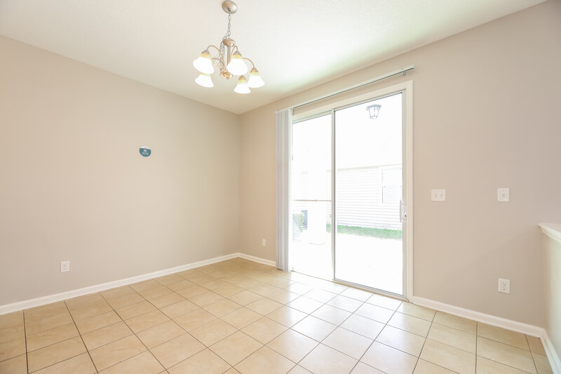 1,990/Mo, 490 Vineyard Ln Orange Park, FL 32073 Dining Room View