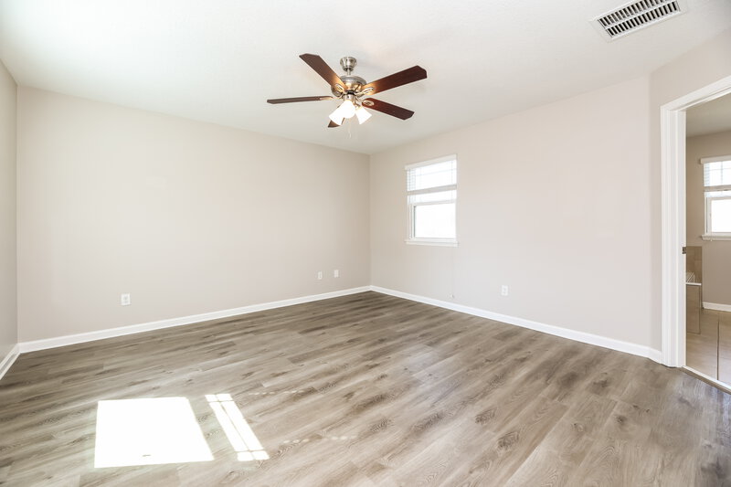 1,990/Mo, 490 Vineyard Ln Orange Park, FL 32073 Main Bedroom View