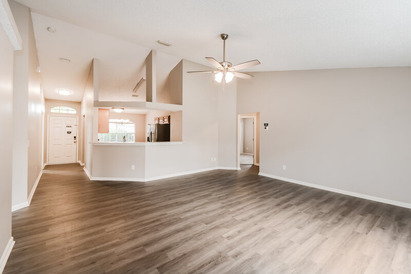 2,630/Mo, 3664 Arava Dr Green Cove Springs, FL 32043 Living Room View