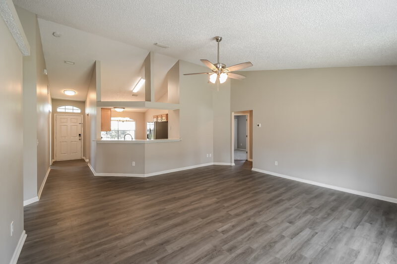 1,980/Mo, 3664 Arava Dr Green Cove Springs, FL 32043 Living Room View 2