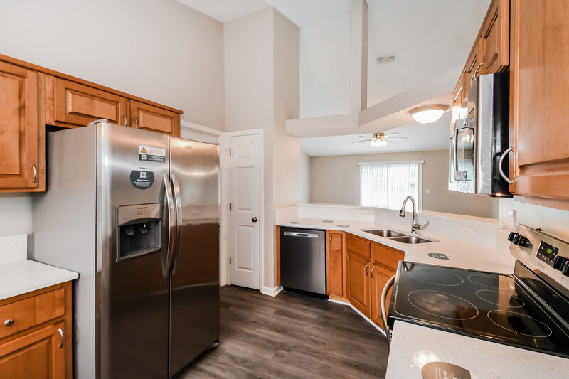 2,630/Mo, 3664 Arava Dr Green Cove Springs, FL 32043 Kitchen View