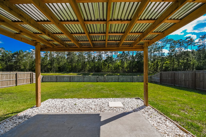 1,980/Mo, 3664 Arava Dr Green Cove Springs, FL 32043 Covered Patio View