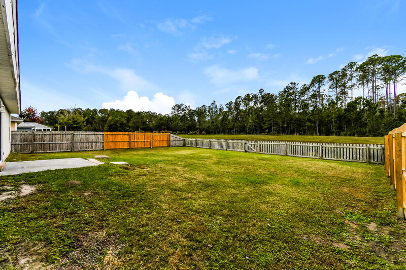 2,630/Mo, 3664 Arava Dr Green Cove Springs, FL 32043 Rear View