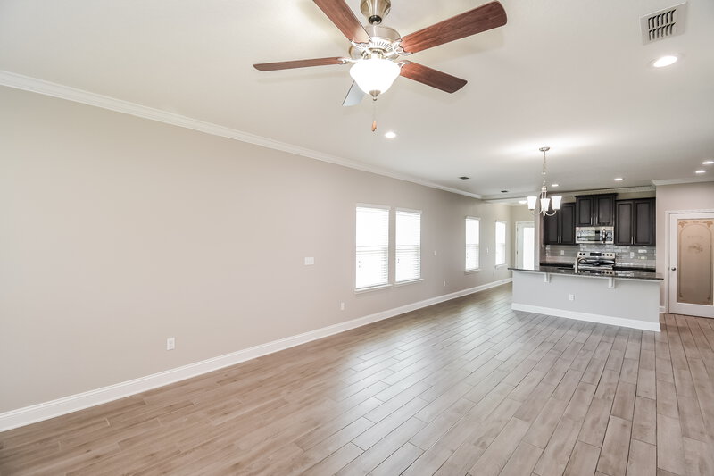 2,190/Mo, 10070 Kit Fox Pkwy Jacksonville, FL 32222 Living Room View 2