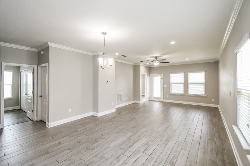2,190/Mo, 10070 Kit Fox Pkwy Jacksonville, FL 32222 Dining Room View