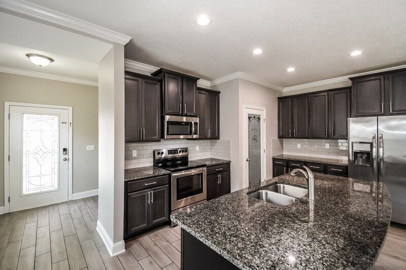2,190/Mo, 10070 Kit Fox Pkwy Jacksonville, FL 32222 Kitchen View