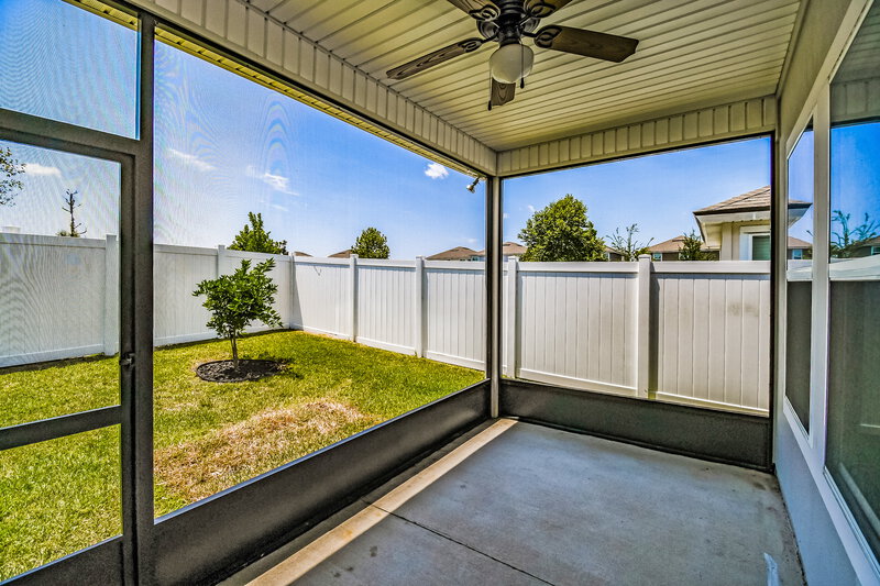 2,190/Mo, 10070 Kit Fox Pkwy Jacksonville, FL 32222 Sun Room View