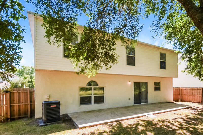 2,280/Mo, 8809 Shindler Crossing Dr Jacksonville, FL 32222 Rear View 2