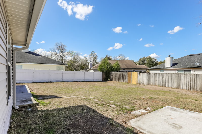 1,875/Mo, 7941 Collins Bay Ct Jacksonville, FL 32244 Rear View