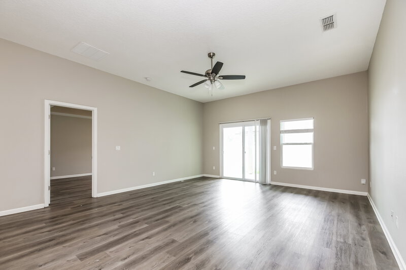 2,230/Mo, 11025 Snowbrook Ct Jacksonville, FL 32221 Living Room View