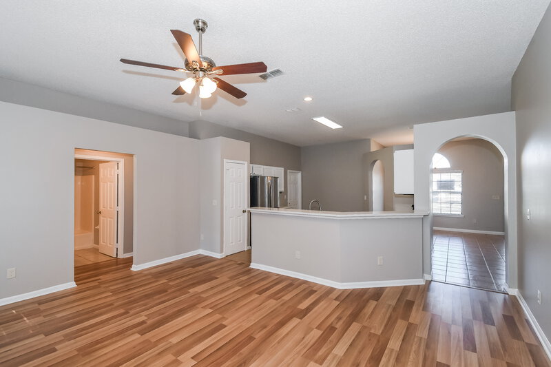 2,305/Mo, 13146 Staffordshire Dr S Jacksonville, FL 32225 Living Room View 2